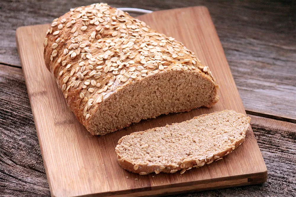 Pão integral de aveia - Saudável e delicioso | Mel e Pimenta