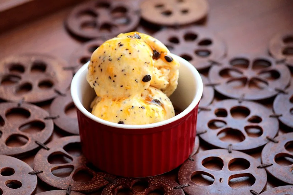 Um delicioso sorvete caseiro de maracujá para você preparar nesse verão. Uma receita deliciosa, refrescante e fácil de fazer.