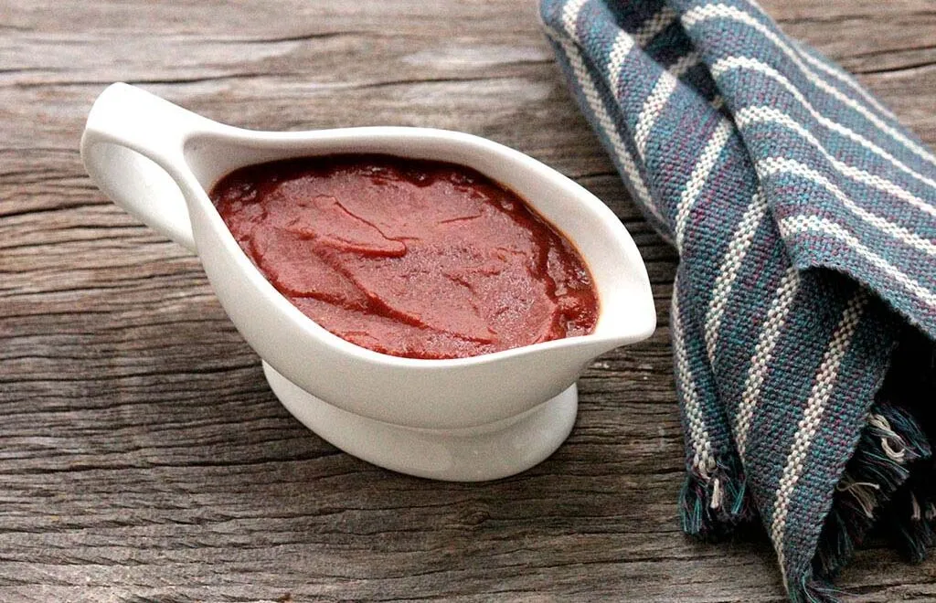 Molho de vinho e maçã para carnes