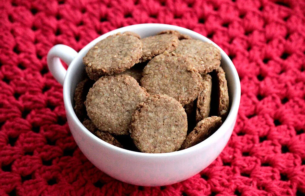 Biscoitos integrais com aveia – Fáceis e gostosos