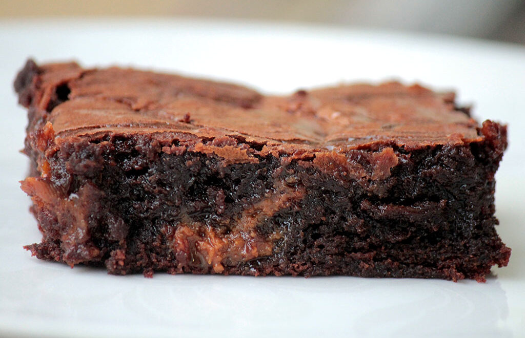 Brownie de chocolate com doce de leite