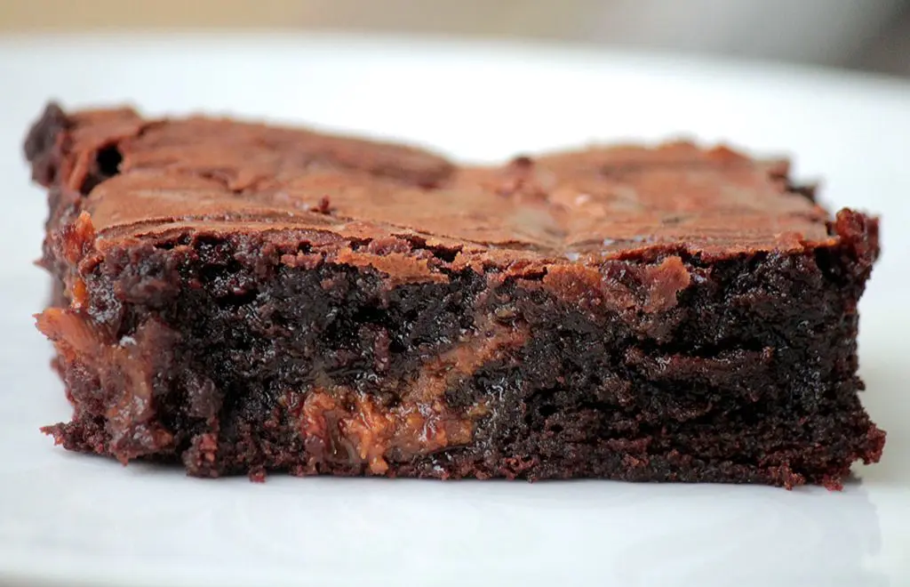 Brownie de chocolate com doce de leite