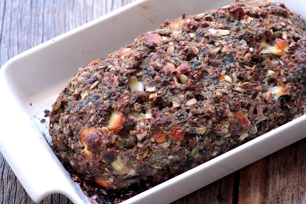 Bolo de carne moída assado