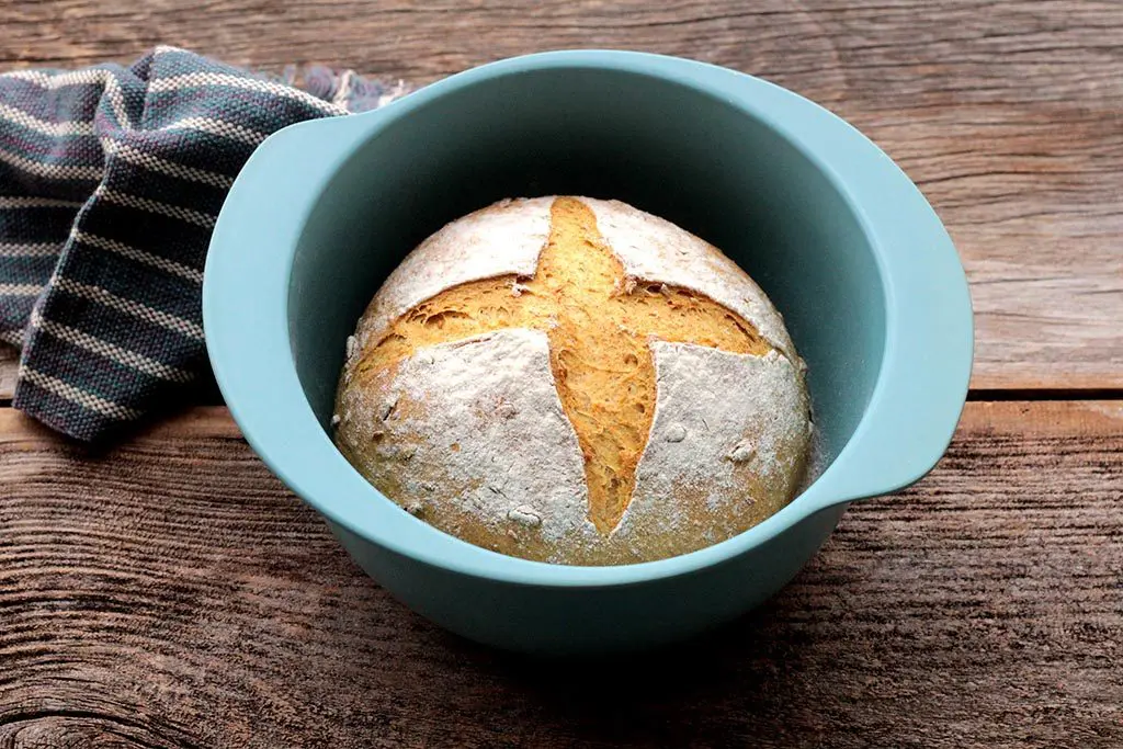 Pão integral de abóbora com sementes