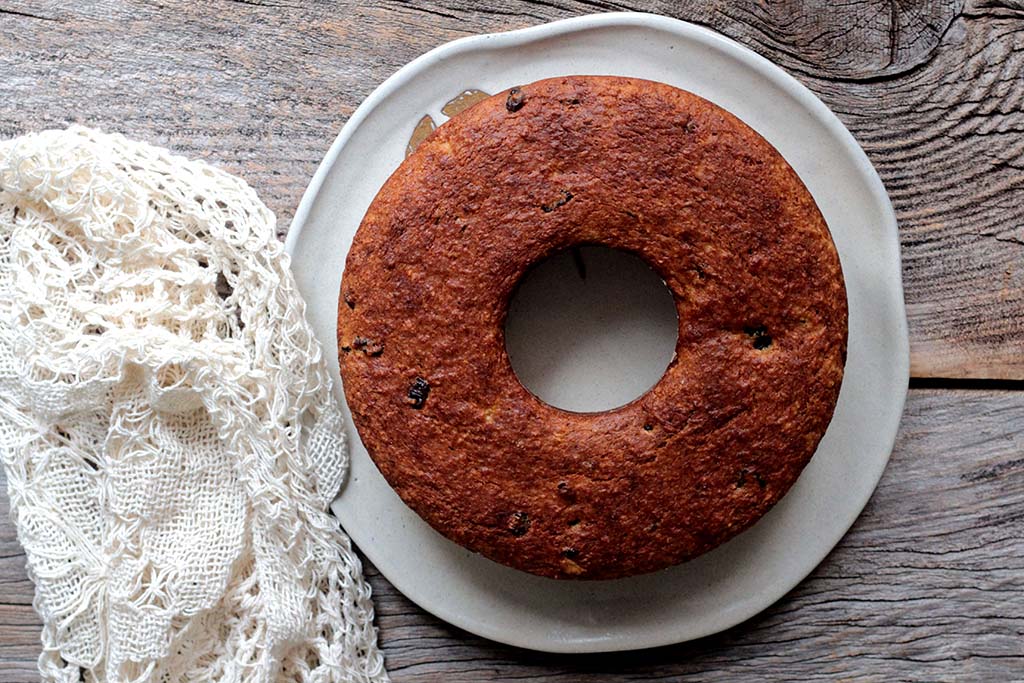 Bolo de banana com coco