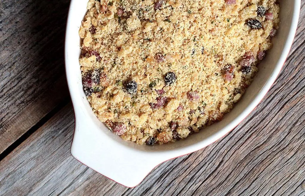 Farofa de banana com bacon deliciosa