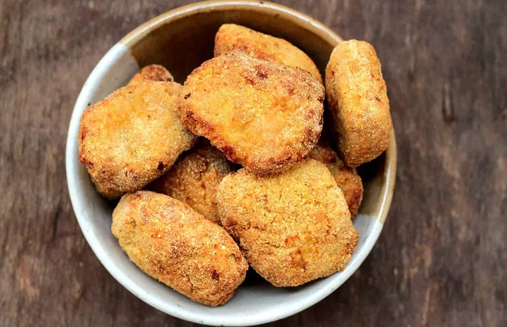 Nuggets de frango caseiros – Fácil e nutritivo