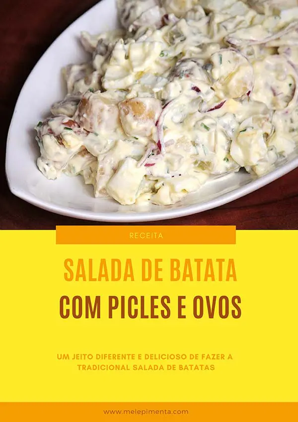 Salada de batata com picles e ovos - Essa é uma salada de batata diferente que leva picles de pepino, ovos e outros ingredientes cheios de sabor. Faça essa salada de maionese simplesmente deliciosa na sua casa também.