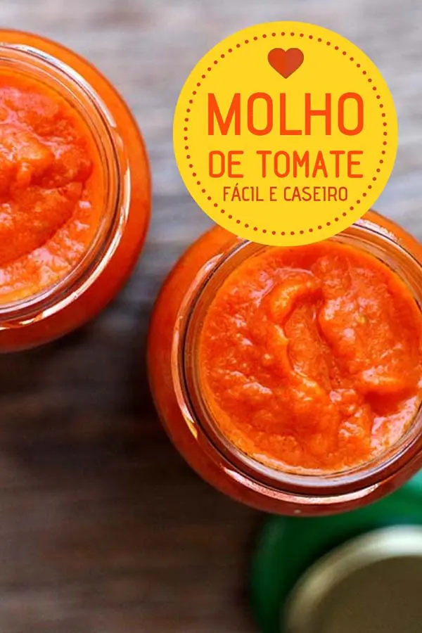 Molho de tomate caseiro, fácil e delicioso - Molho de tomate é o tipo de ingrediente que a maioria das pessoas costuma comprar pronto, mas o preparo de um bom molho é simples e ele pode ser congelado em pequenas porções e também pasteurizado para guardar fora da geladeira. Os molhos industrializados fazem parte da categoria de ultraprocessados, por isso, devemos evitar o consumo deles. Então confira a receita do nosso molho de tomate caseiro fácil que é feito com a pele e semente dos tomates e é delicioso. Prepare essa receita na sua casa.