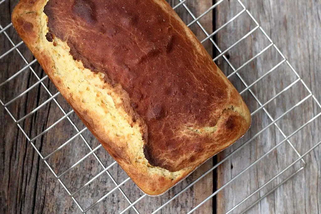 Pão de liquidificador com milho verde