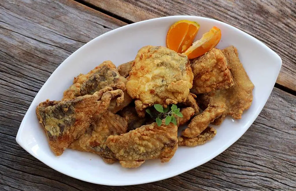 Como fazer filé de peixe frito crocante e sequinho