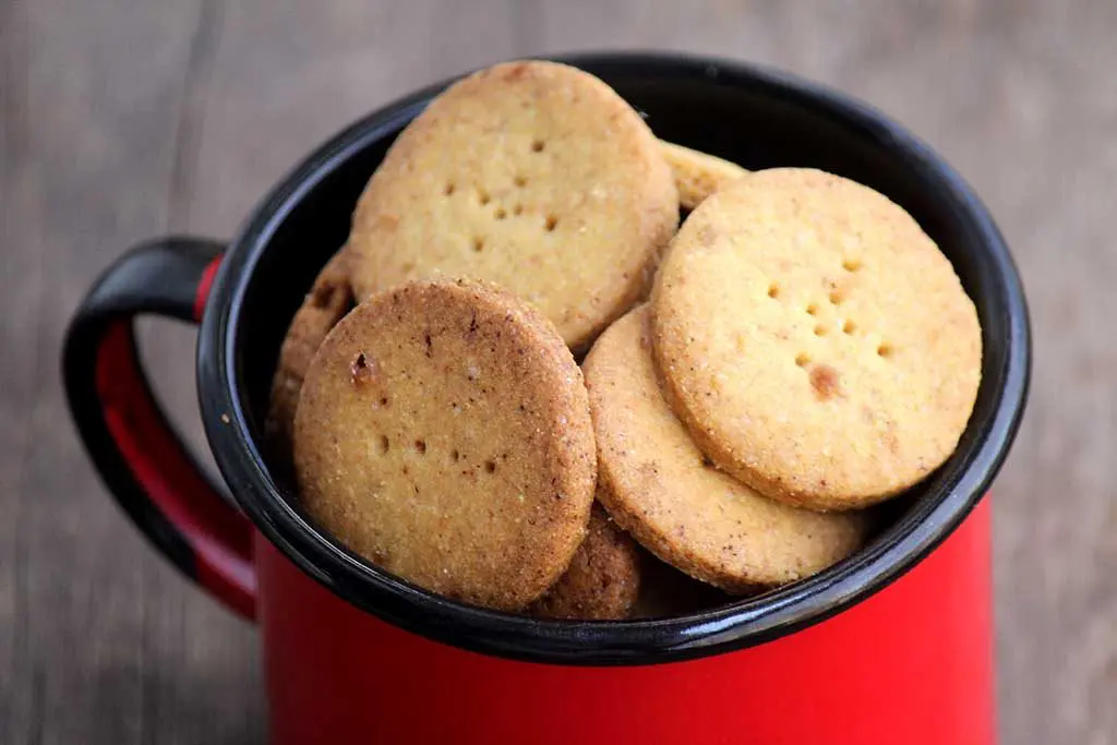 Biscoitos amanteigados de fubá