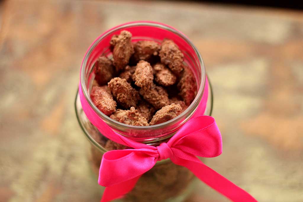 Nozes carameladas com açúcar mascavo e canela