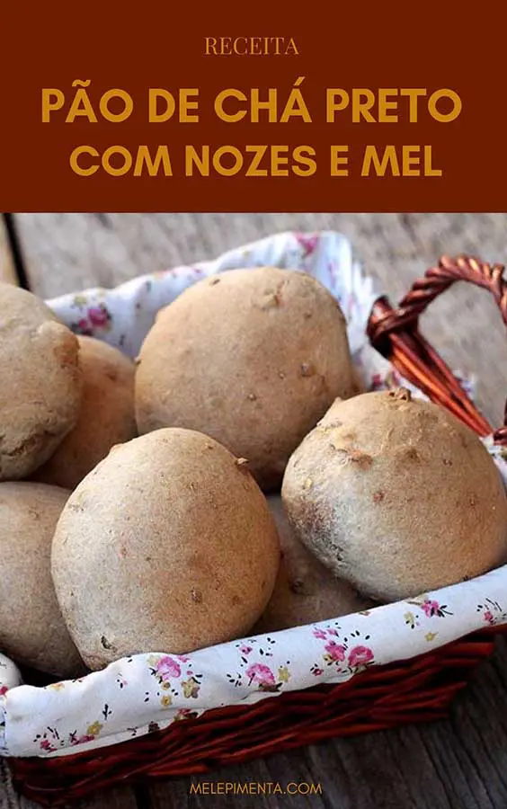 Pão de chá preto com nozes e mel