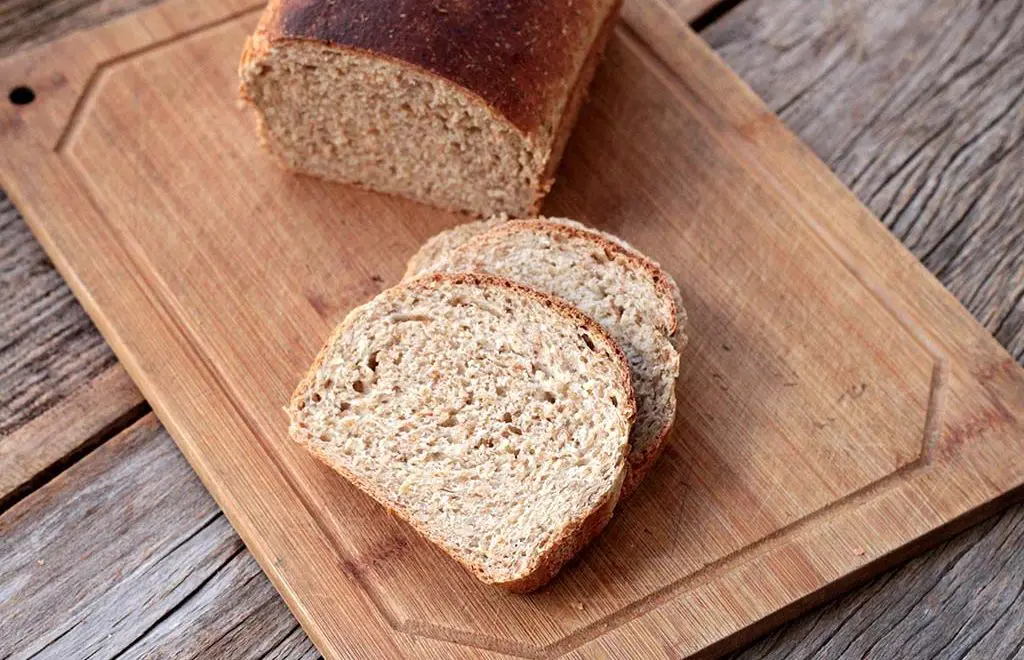 Pão de aveia e farinha integral – Rico em fibras