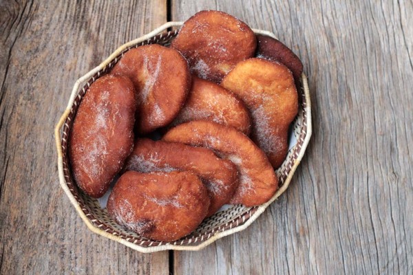 Pão frito - Massa de pão frita e deliciosa - Mel e Pimenta