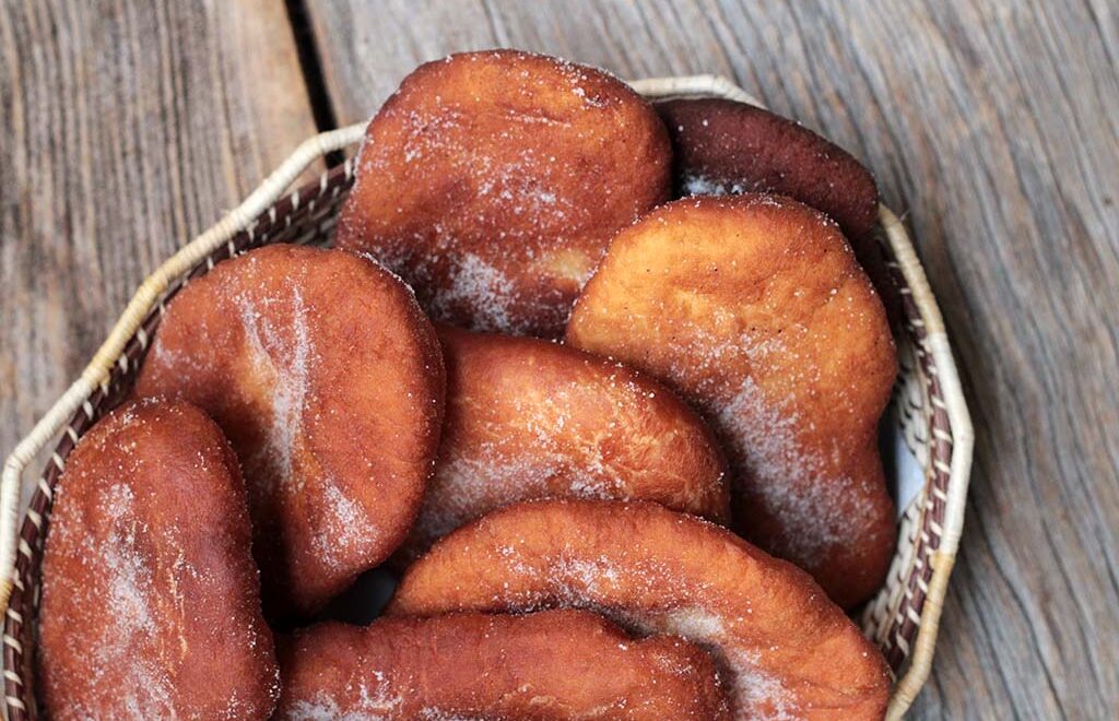 Pão frito – Massa de pão frita e deliciosa