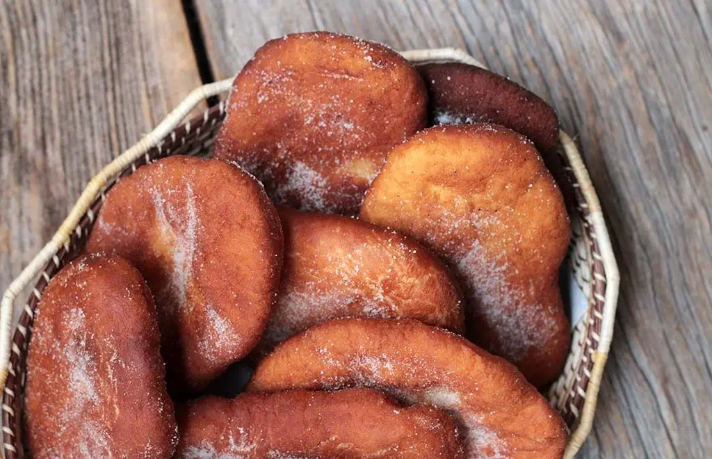 Pão frito – Massa de pão frita e deliciosa