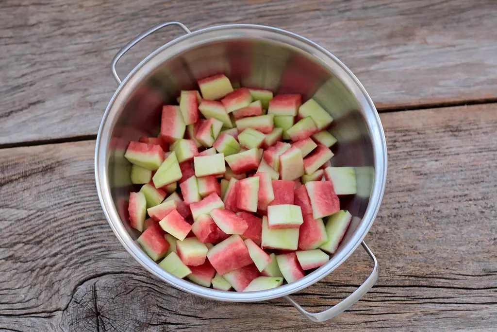 Como fazer doce casca melancia Baixa 2