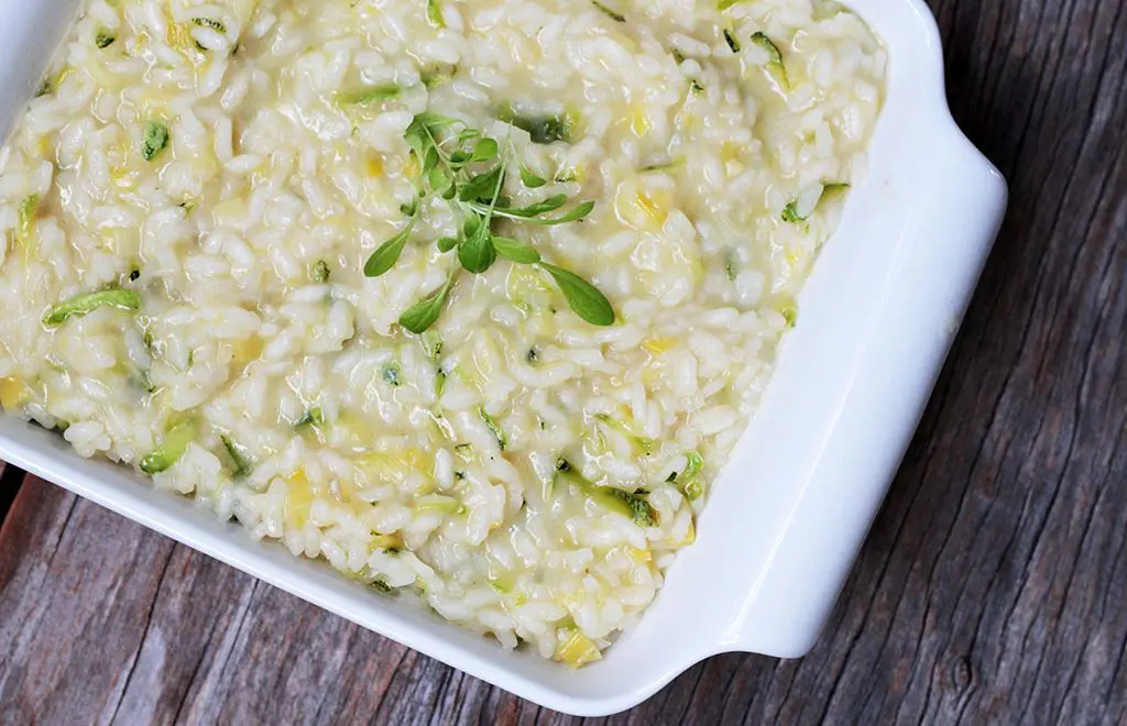 Risoto de alho poró com abobrinha