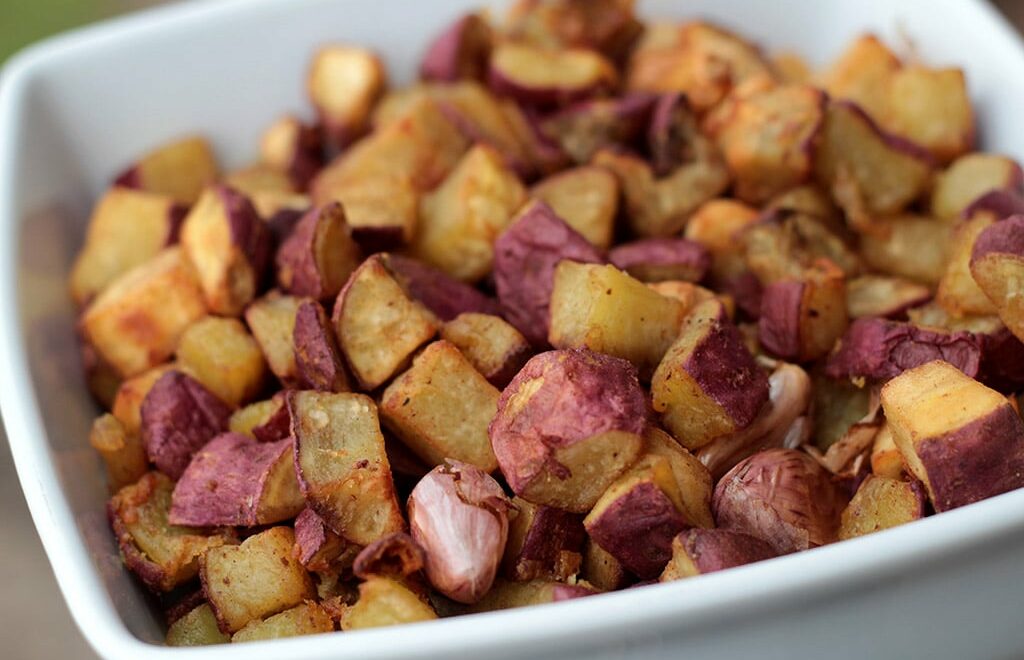 Batata-doce assada com canela e gengibre | Na airfryer