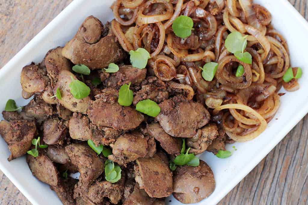 Fígado frito, acebolado (Mulher das Receitas)