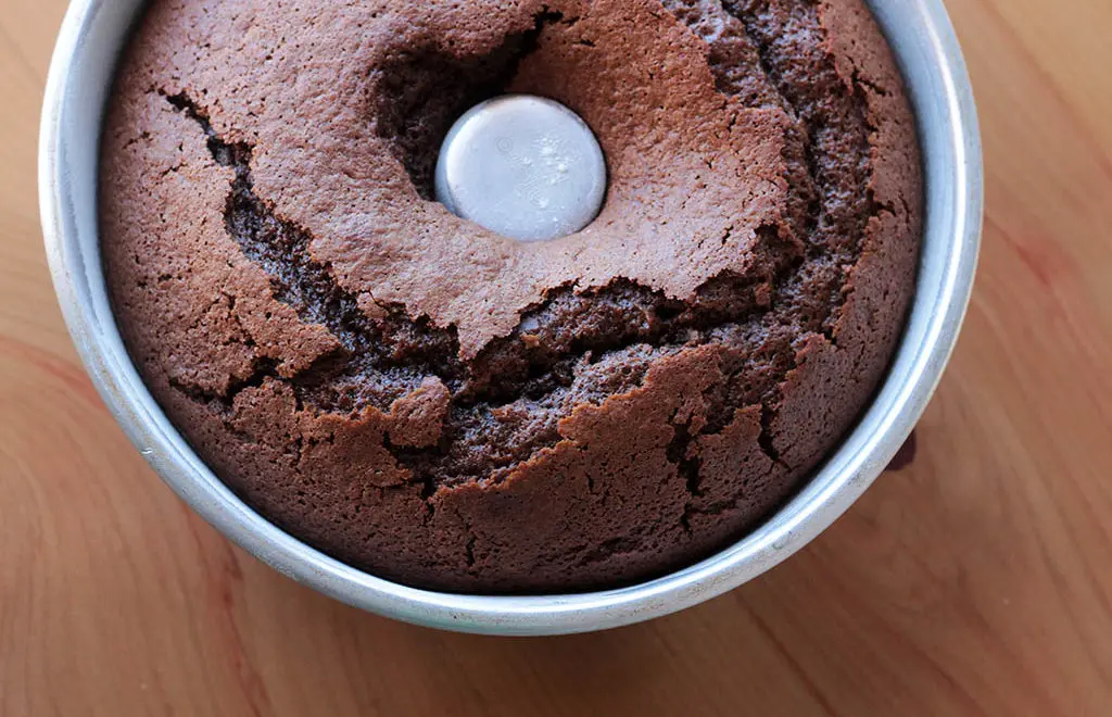 Bolo de café com chocolate | Fácil e fofinho