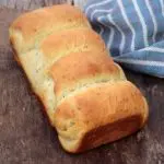 Receita Pão de ervas com toque de laranja