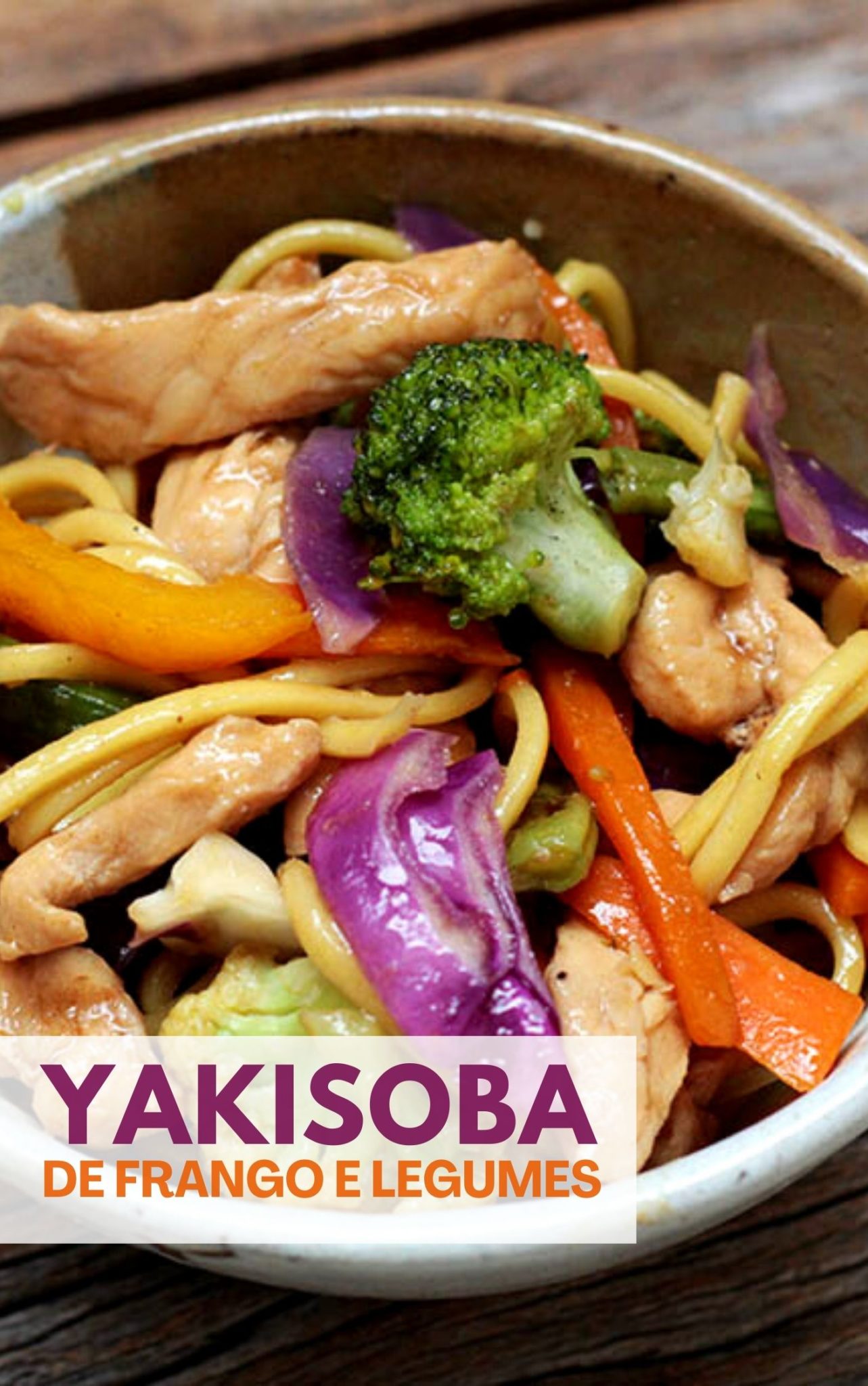 Yakisoba de frango com legumes Tradicional