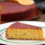 Bolo de laranja com farinha de amêndoas e coco