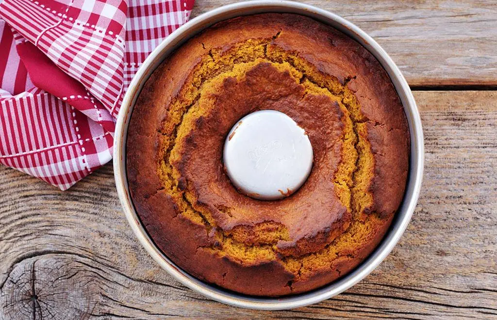 Bolo de abóbora com iogurte – Amanteigado e delicioso