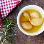 Conserva de alho assado no azeite – Confit de alho