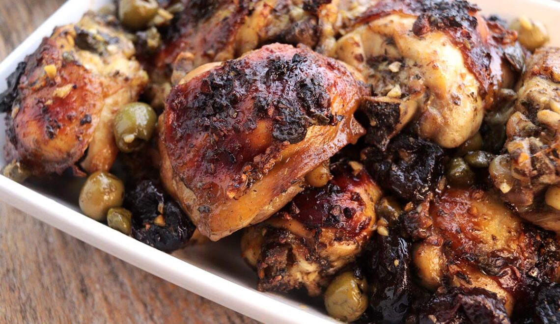 Frango marbella | Feito com ameixa, azeitona e alcaparra