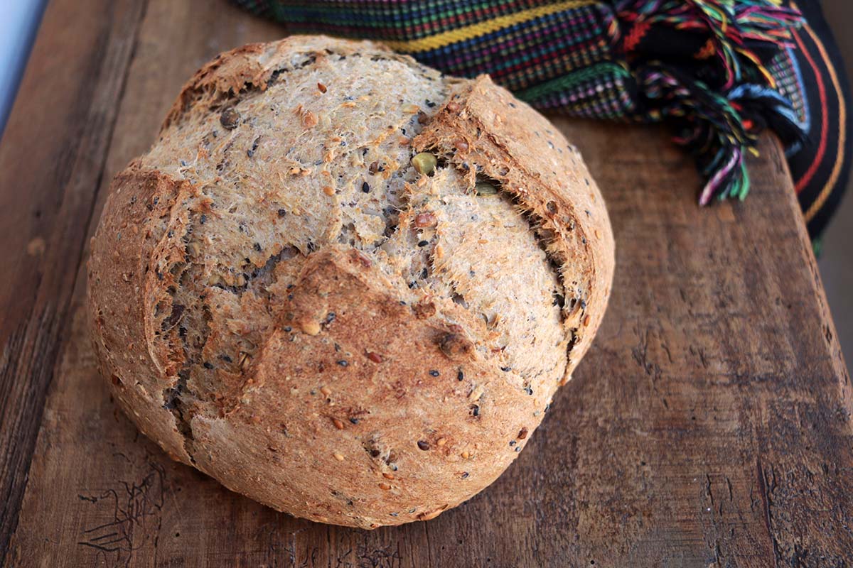 Como fazer pão multigrãos caseiro 