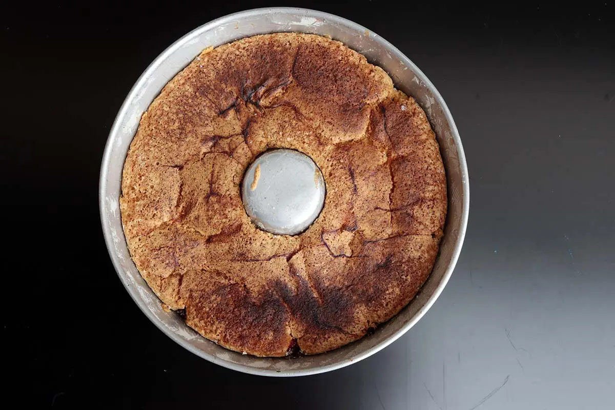 bolo de ameixa vermelha