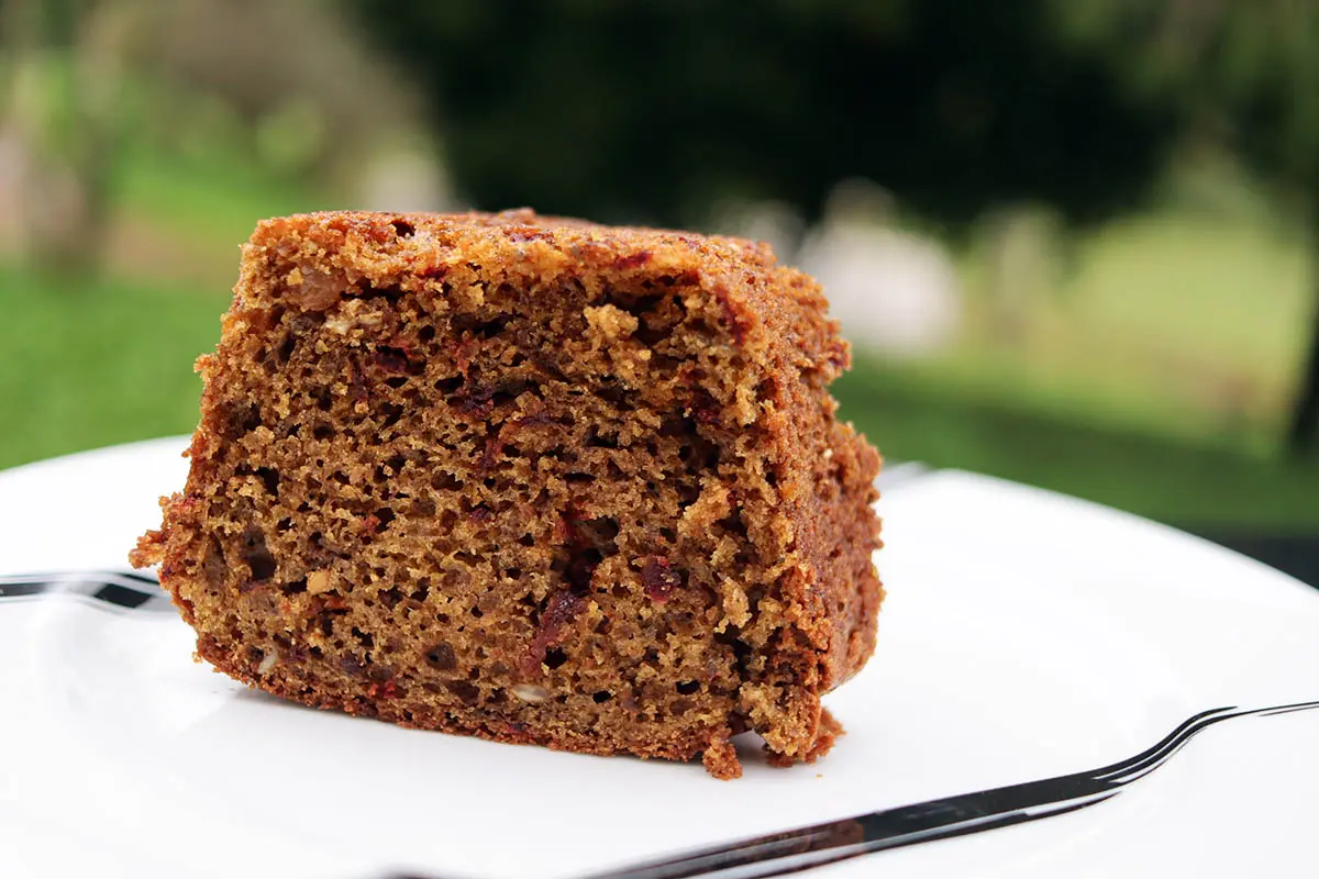 Bolo de beterraba - Fácil e delicioso