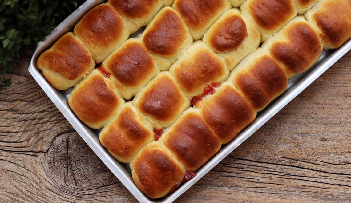Receita de pão com recheio de goiabada