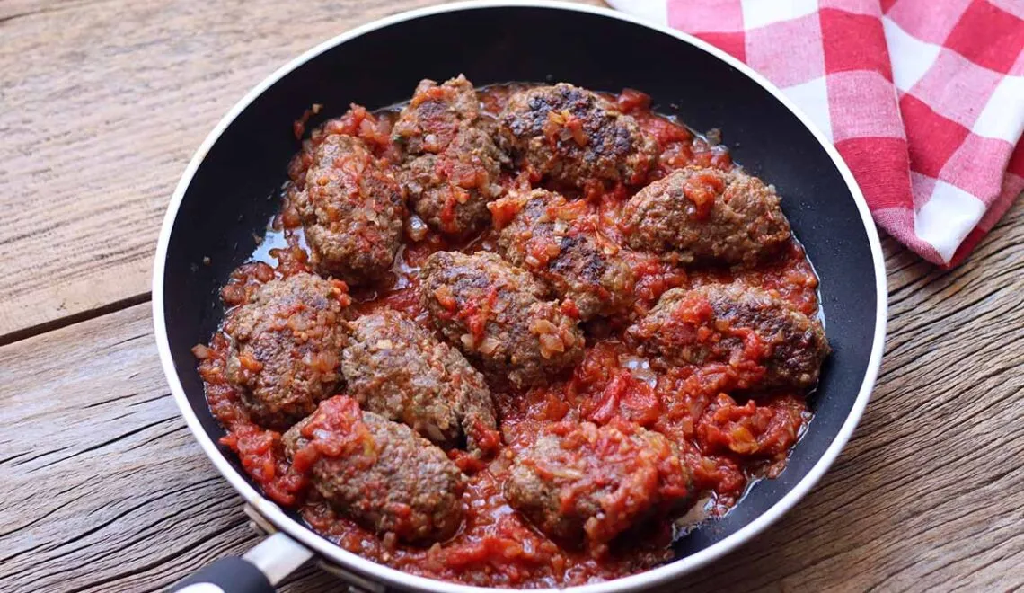 Receita de almôndegas ao molho de tomates